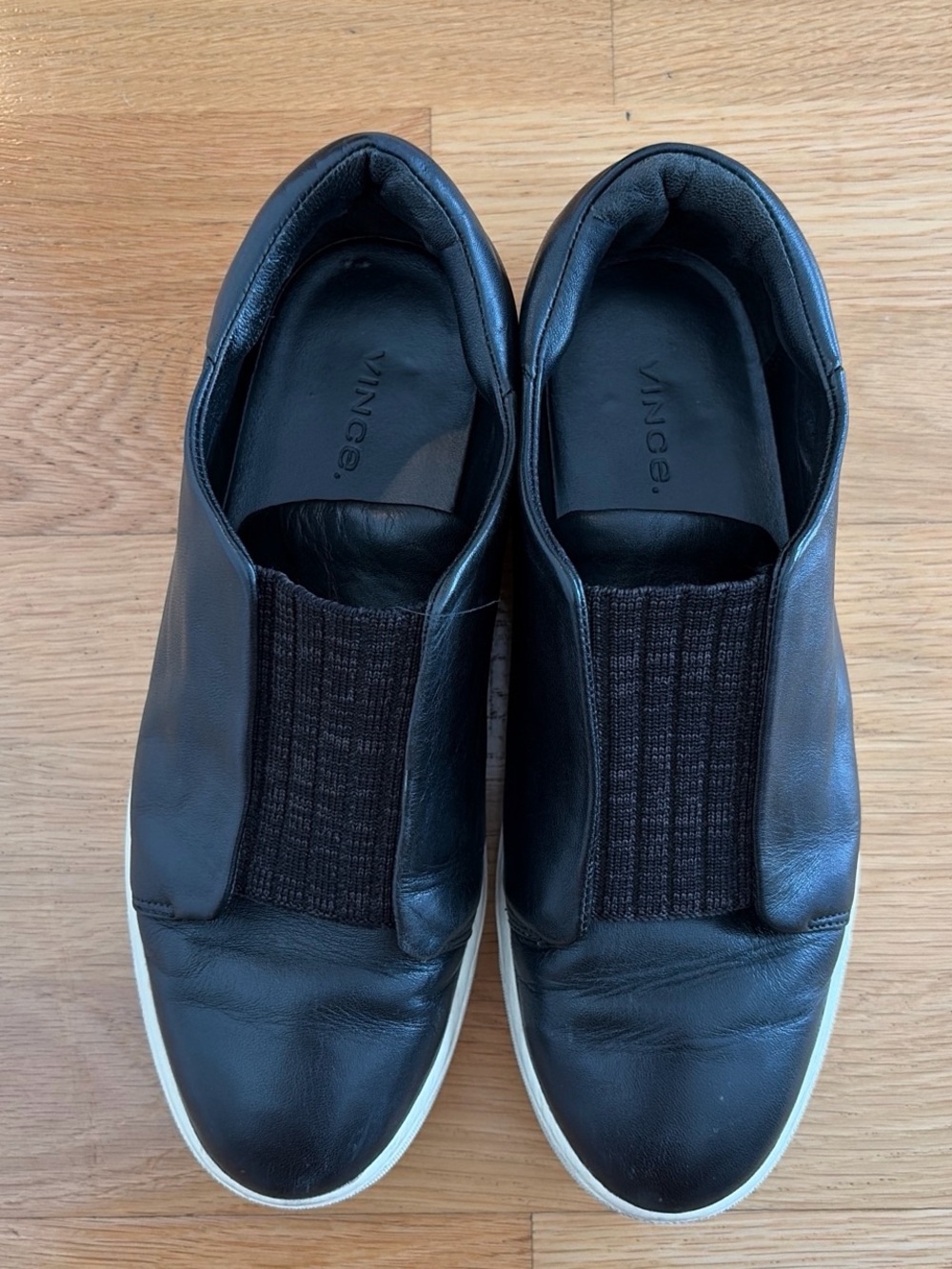 Vince Cantara Slip-On Sneaker 7.5
